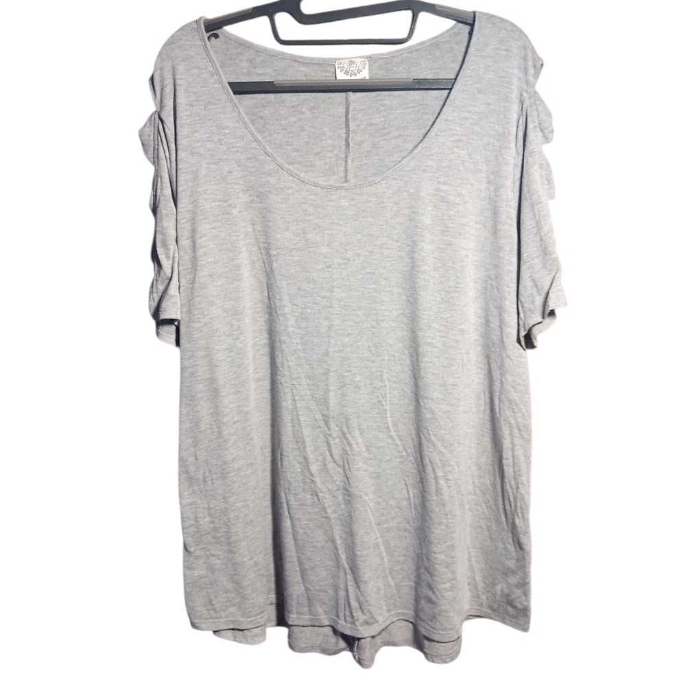 LATE AUGUST Gray with Gold Accent Bows Cutout Cold Shoulder Short Sleeve Top 1X